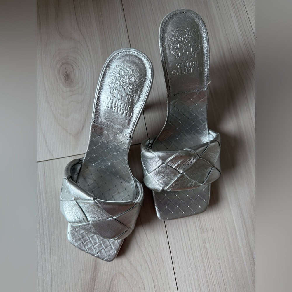 VINCE CAMUTO Metallic Silver Heeled Sandals - 37.5